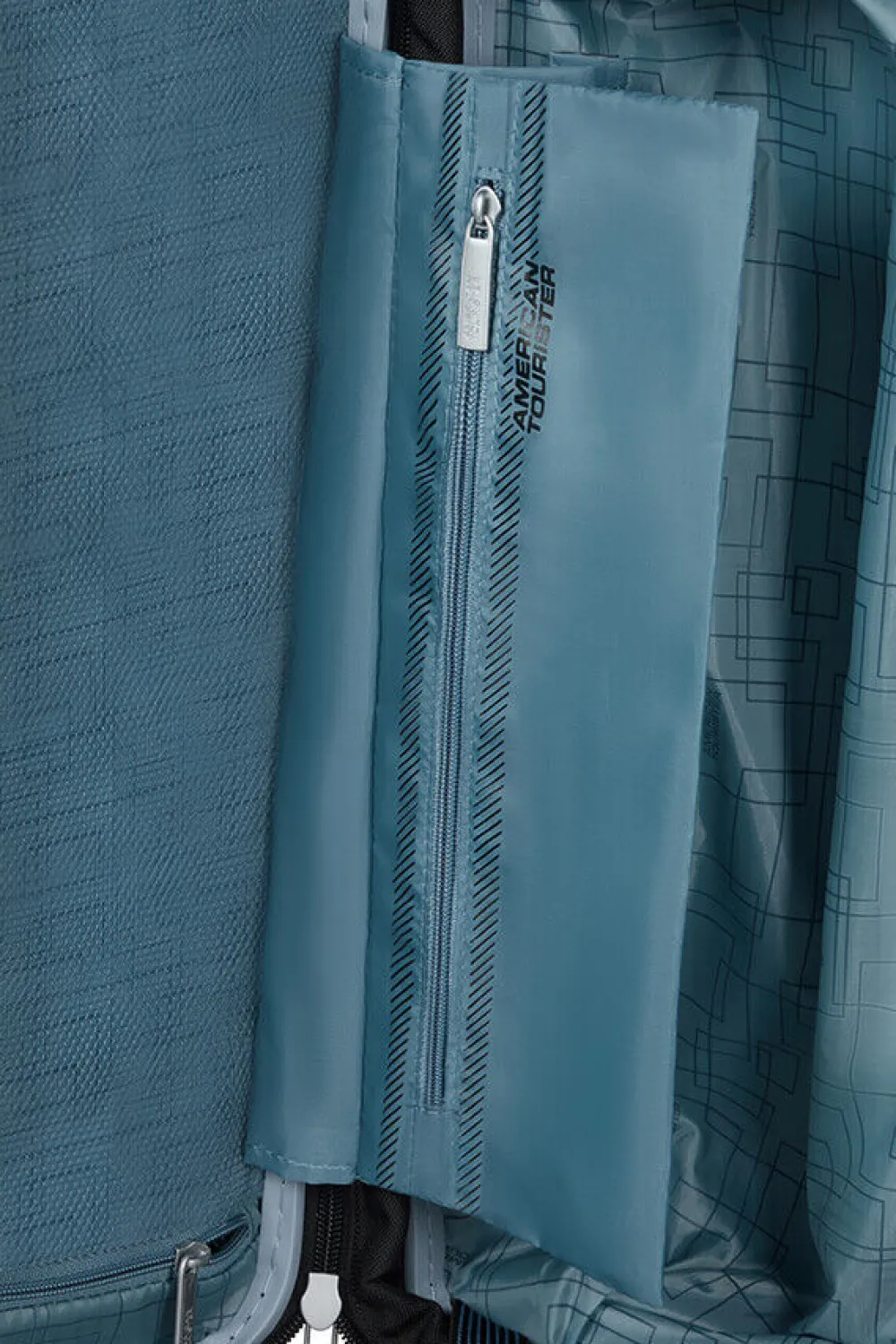 aerostep_lentolaukku_1-4.webp American Tourister AeroStep Lentolaukku Soho Grey New