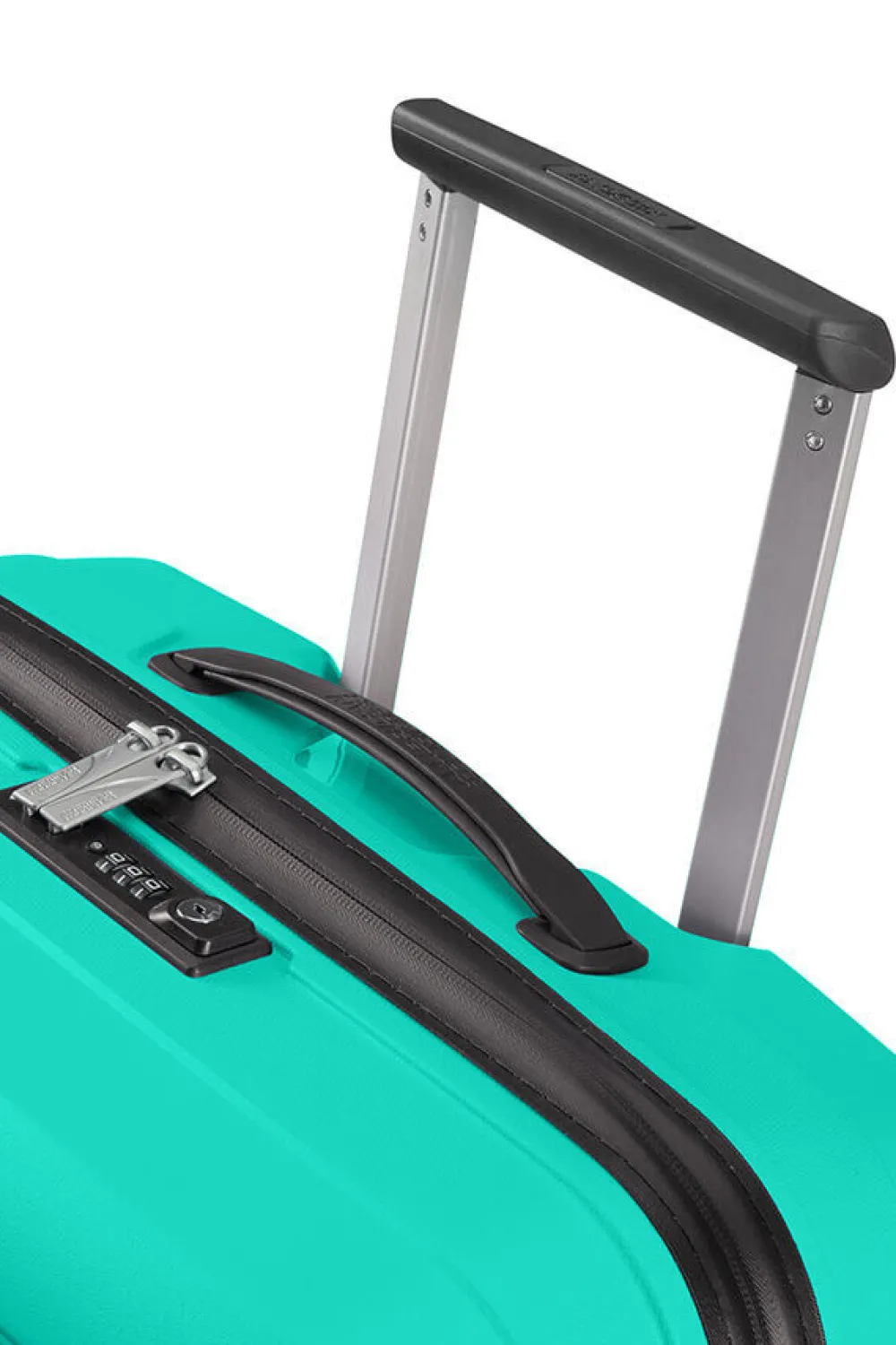 airconic_keskikokoinen_ma_5-8.webp American Tourister Airconic Keskikokoinen matkalaukku Aqua Green Clearance