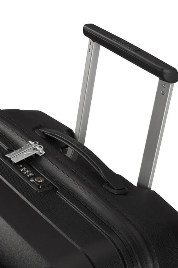 American Tourister Airconic Suuri matkalaukku Onyx Black Fashion