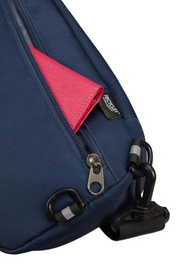 American Tourister Brightup Olkareppu Navy Clearance