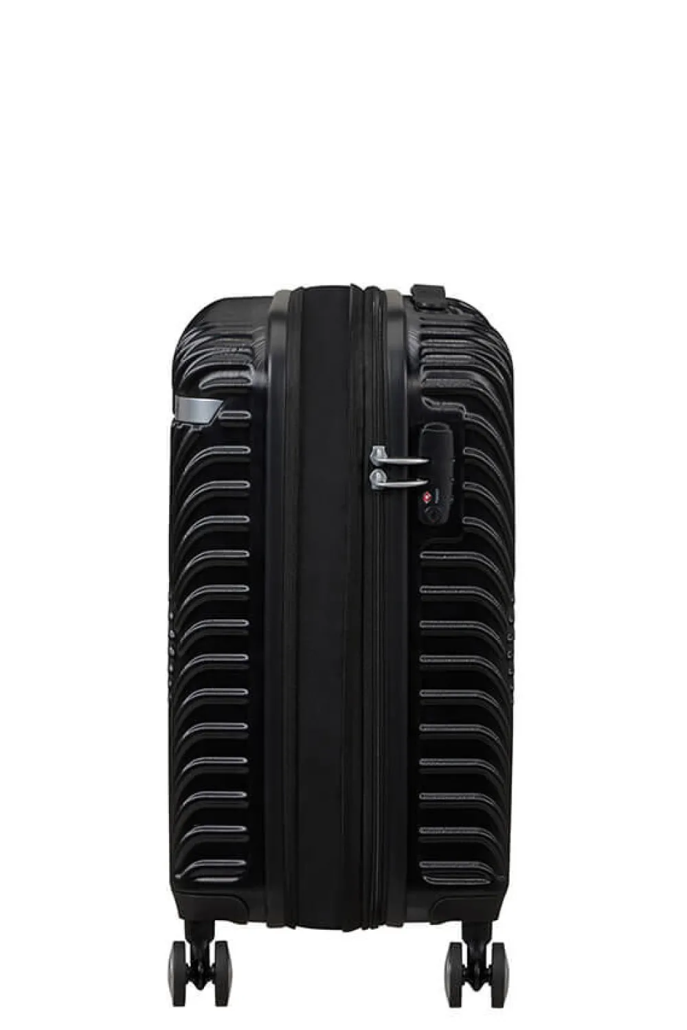 mickey_clouds_lentolaukku_5-3.webp American Tourister Mickey Clouds Lentolaukku Mickey True Black Clearance