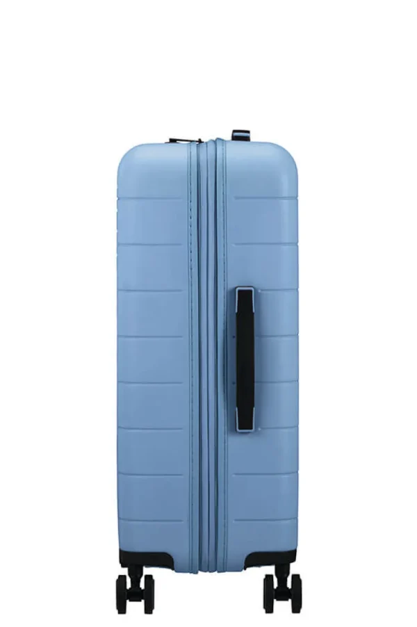 American Tourister Novastream Keskikokoinen matkalaukku Pastel Blue Sale