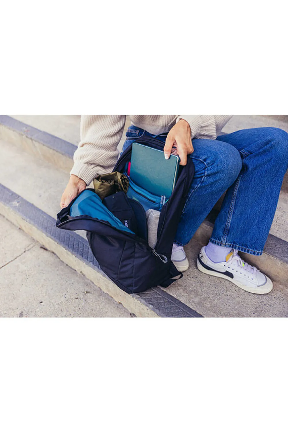 retna_backpack__3-3.webp Gregory Retna Backpack 15" Mirage Tan Clearance