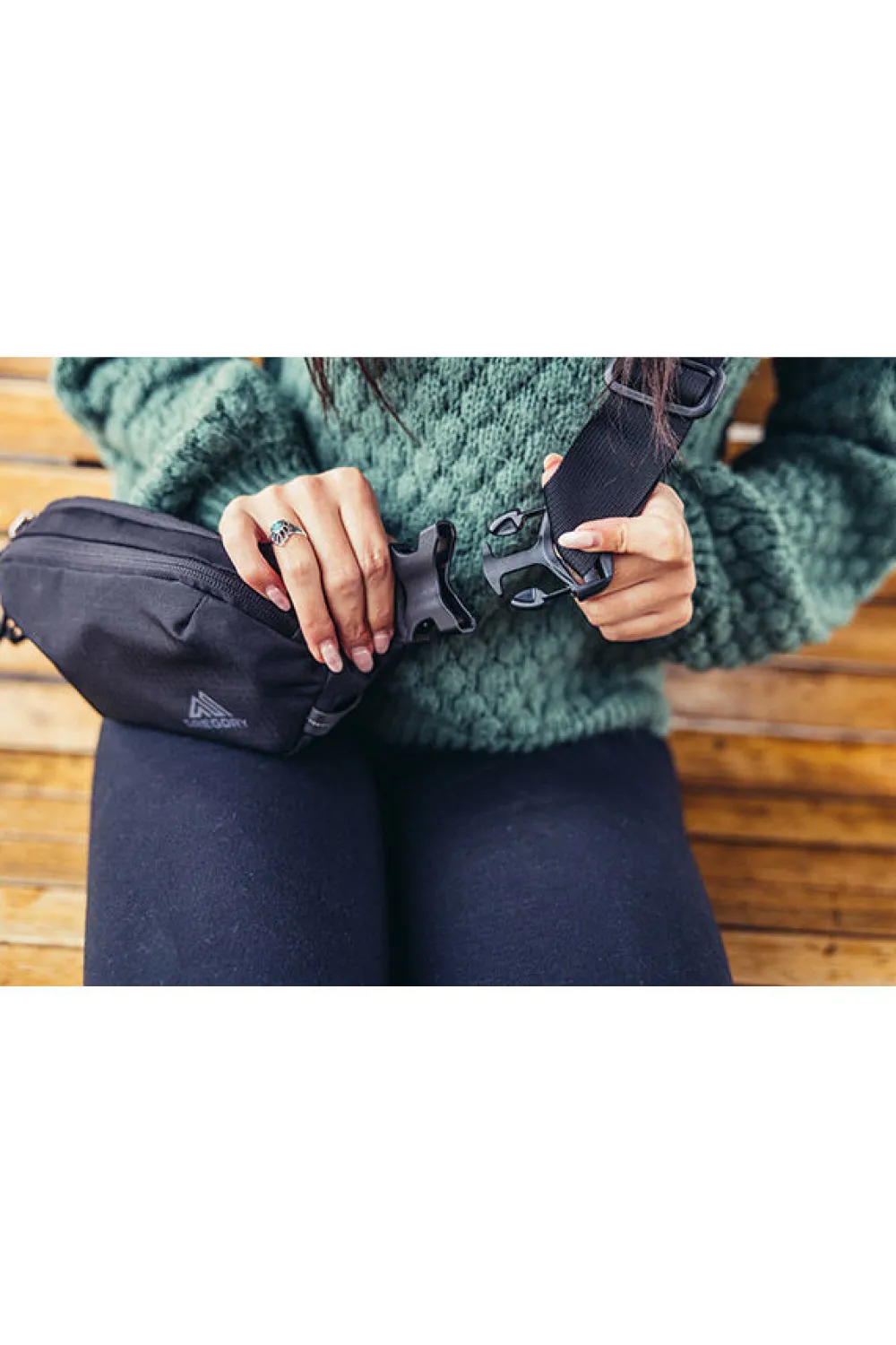 rhune_belt_bag_waistpack_2.webp Gregory Rhune Belt Bag Waistpack Carbon Black Hot