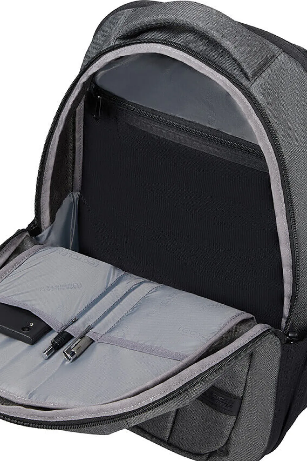 streethero_tietokonereppu_0-4.webp American Tourister Streethero Tietokonereppu 15.6" Grey Melange Discount